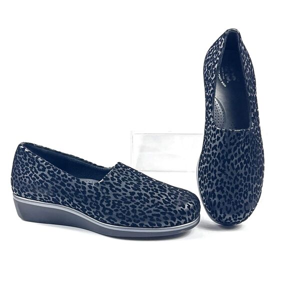 SAS Bliss Shoes Womens 7 W Black Gray Leopard Slip On Wedge Comfort Made in USA - Picture 1 of 12